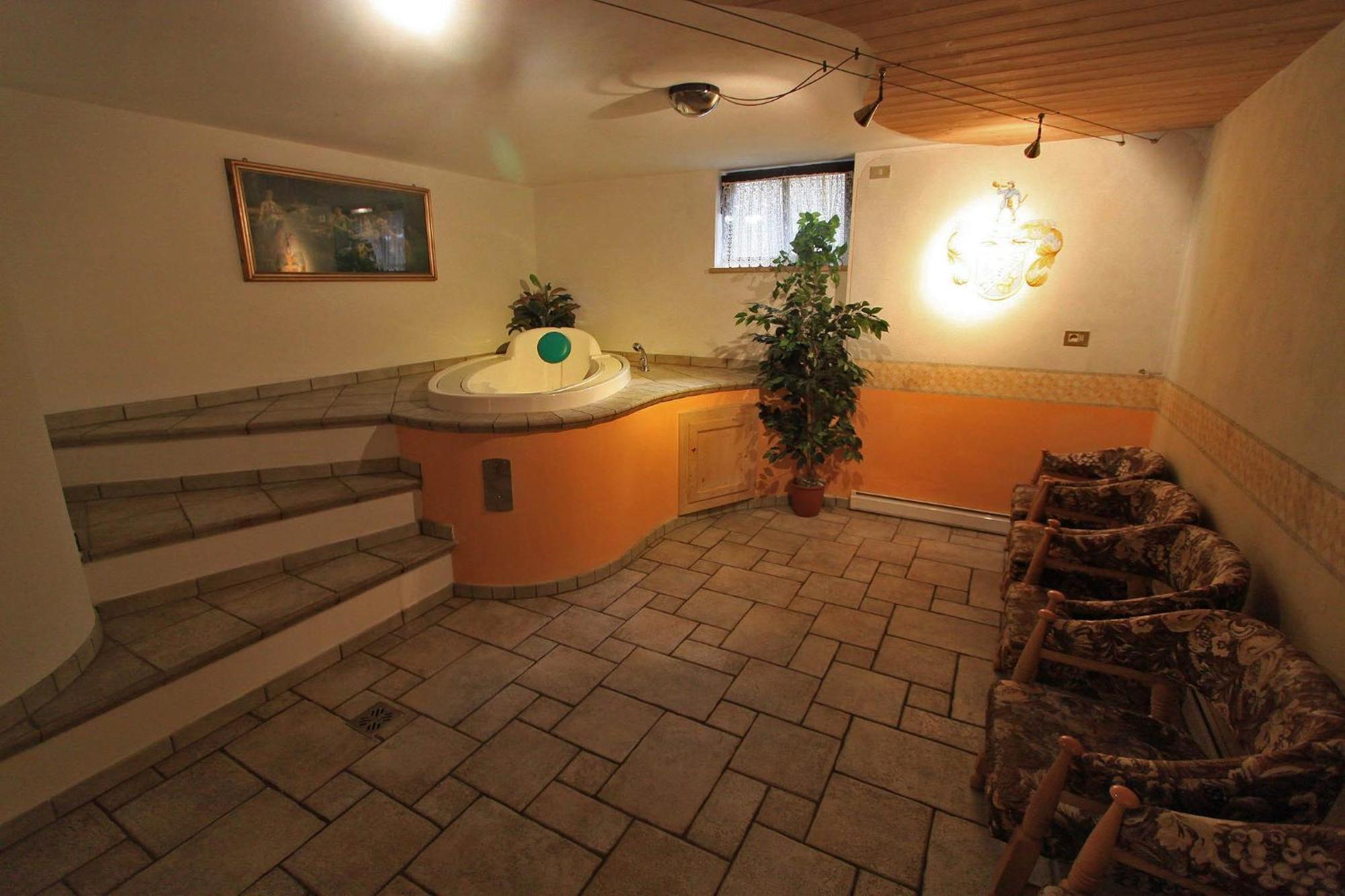 Hotel San Giovanni Vigo di Fassa Eksteriør bilde