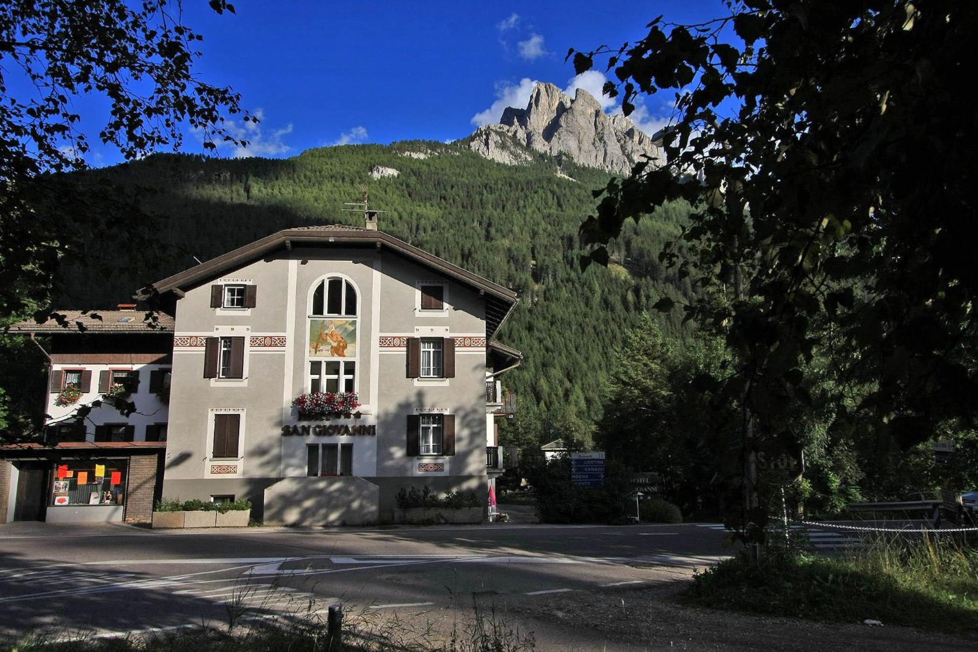 Hotel San Giovanni Vigo di Fassa Eksteriør bilde