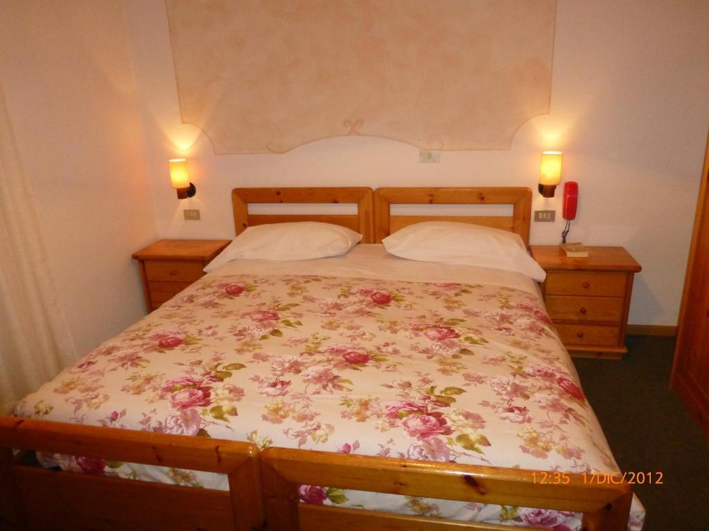 Hotel San Giovanni Vigo di Fassa Eksteriør bilde