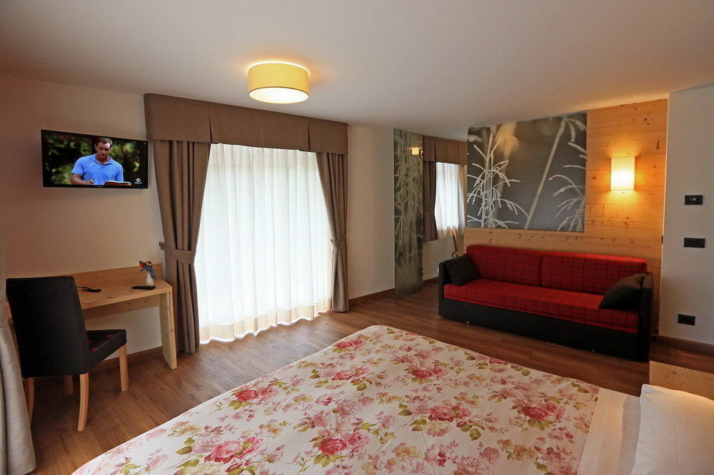 Hotel San Giovanni Vigo di Fassa Eksteriør bilde