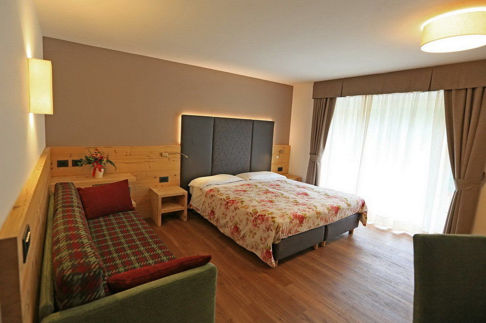 Hotel San Giovanni Vigo di Fassa Eksteriør bilde
