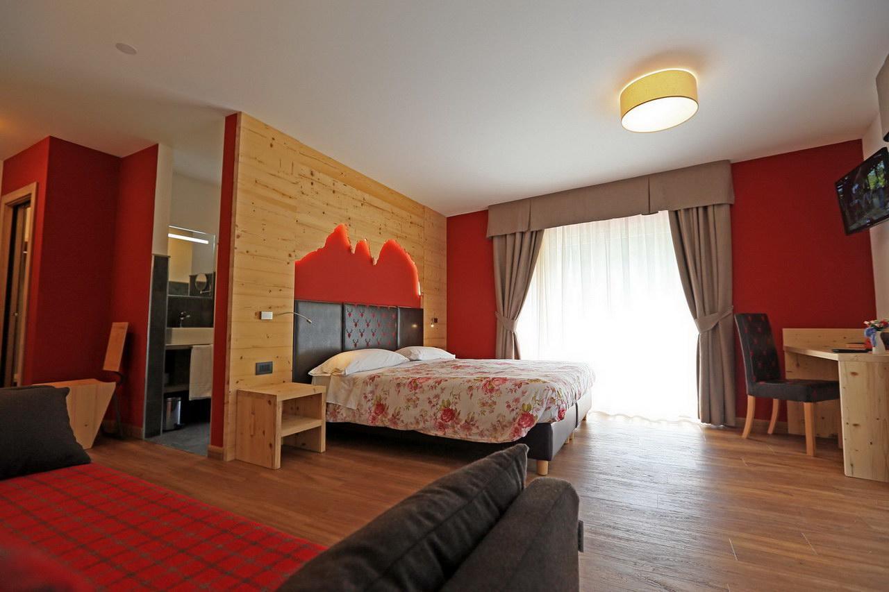 Hotel San Giovanni Vigo di Fassa Eksteriør bilde